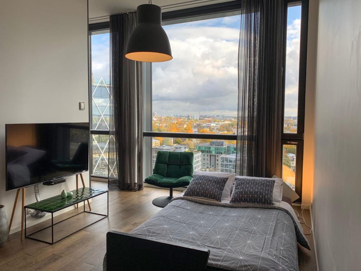 Orange Apartments Tower & Free Parking 塔林 外观 照片